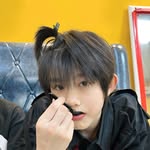 礼^桐 - @jonathan__look_at_me - Instagram