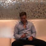 Jonathan Lowe - @jonglows - Instagram