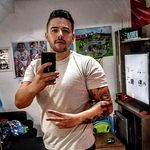 Jonathan Dias - @jonathanneeba - Instagram