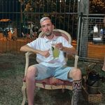 Jonathan Neves - @jonathan_neeves - Instagram