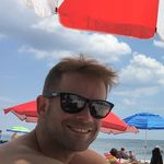 Jonathan Newcomb - @jonathannewcomb - Instagram