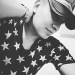 Jona - @jonathan.puente.733 - Instagram