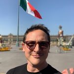 Jonathan Schiller - @iony_schiller - Instagram