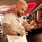 Jonathan Spitz - Facebook
