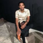 Jonathan Veloz - @jonathan.veloz.56 - Instagram