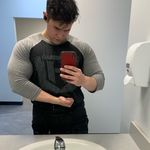 Jonathan Duffy - @sir__duffington - Instagram