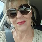 Joni Blake - @lahohon444 - Instagram