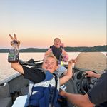 Joni Combs - @joni.combs.984 - Instagram