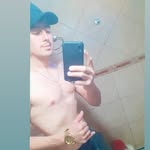 Joni Flores - @joni._.flores - Instagram