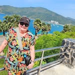 Joni Graves - @jonigraves - Instagram
