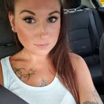Joni Hensley - @champagne_brain - Instagram