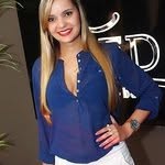 Joni Hunt - @wannatupyle - Instagram