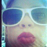 joni moore - @kellenmoorelover - Instagram