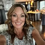 Joni Moore Graves - @mooregraves - Instagram