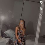 Joni - @jonisingleton44 - Instagram