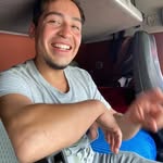 Jonny Flores - @ya_vuelvo12 - Instagram