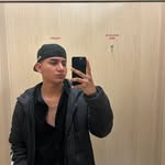 Jonny Flores - @jonnyflores16 - Instagram