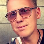 Jonny Jensen - @jonny_handsome - Instagram