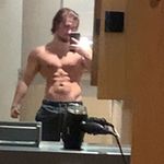 Jonny Williams - @jonatrains - Instagram