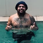 Jordan Biddle - @theunclejordanreads - Instagram