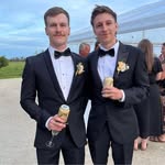 Jordan Bott - @twiggy88 - Instagram