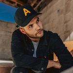Jordan Moyes - @jordanmoyesmusic - Instagram