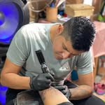 Jorge Becerril - @becros_lunadesal - Instagram