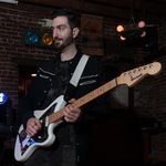 Joseph Müs Contento - @contento_custom_guitars - Instagram