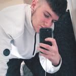 Josh Laïng - @_joshlaingg_ - Instagram