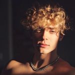 ele/dela - @putzzzz_.josh - Instagram