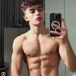 Josh Whitlock - @yomaum.e.007 - Instagram