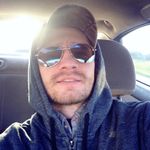 Josh Wren - @joshua_joshua_84 - Instagram