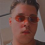 Joshua Batson - @just_hold_me_plz - Instagram