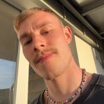 Joshua - @joshua___becker - Instagram