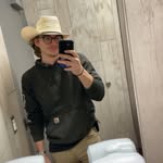 Joshua - @joshua_benchley - Instagram