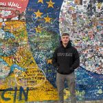 Joshua Howells - @joshuahowells3 - Instagram