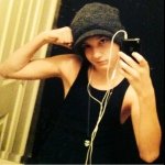 Joshua Riess - @joshua_riess36 - Instagram