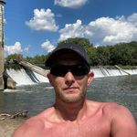 Joshua Stearman - @a4x4dog - Instagram