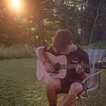 Alex Josiah Bates - @its.batesss - Instagram