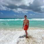 Josué Macias - @_josuedmacias - Instagram