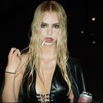 𝐉 𝐎 𝐘 💋 (aria's version) - @joybooksta - Instagram