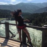 @joy_ewing97 - Instagram