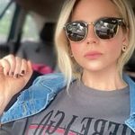 Joy Nikki Moser - @j_nikki_moser - Instagram