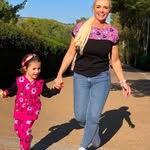 Joy Owen - @sirithrphuunaangaam - Instagram