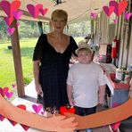 Joyce Benton - Facebook