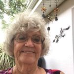 Joyce Mucha - @muchajoyce - Instagram