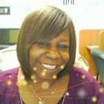 Joyce Renwick - @gisak57800 - Instagram