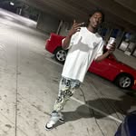 Juan Marshall - @poeassboobiee - Instagram