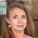 Judy Hook - @lilly_dogs_mom - Instagram