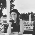 Jules Hogan - @seektheyonder - Instagram